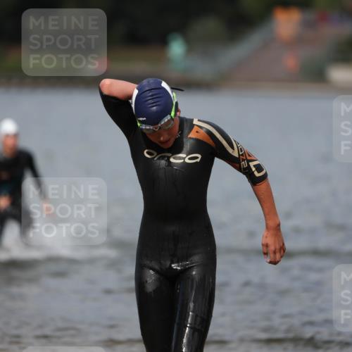 14.09.2025 - Stadtparktriathlon Michael Strokosch http://msf.ph/oto/8876322 14.09.2025 13:16:30 Schwimmen 1578, 1579, 1580, 1594, 1616 meine-sportfotos.de