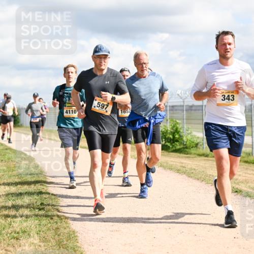 14.09.2025 - Airport Race Dr. Thomas Lammeyer http://msf.ph/oto/8876327 14.09.2025 12:21:08 Laufen 597, 4110, 1652, 134, 343 meine-sportfotos.de