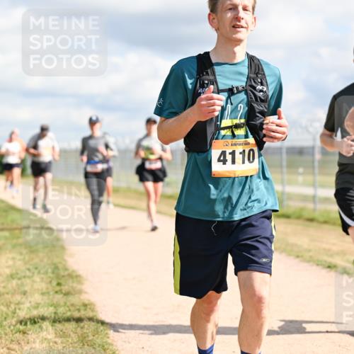 14.09.2025 - Airport Race Dr. Thomas Lammeyer http://msf.ph/oto/8876365 14.09.2025 12:21:10 Laufen 4110, 165 meine-sportfotos.de