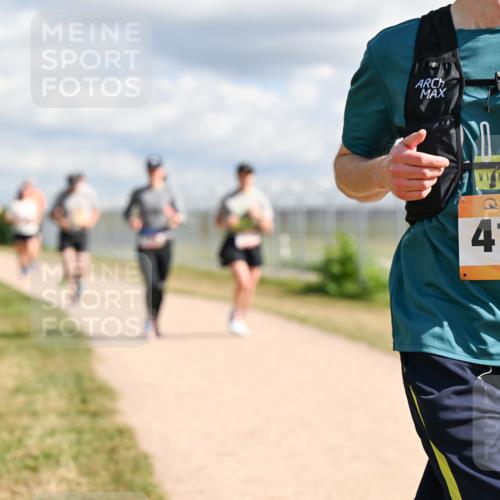 14.09.2025 - Airport Race Dr. Thomas Lammeyer http://msf.ph/oto/8876374 14.09.2025 12:21:11 Laufen 2, 42, 4110 meine-sportfotos.de
