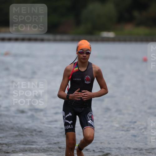 14.09.2025 - Stadtparktriathlon Michael Strokosch http://msf.ph/oto/8876419 14.09.2025 13:17:22 Schwimmen 1564, 1574, 1612, 1614 meine-sportfotos.de