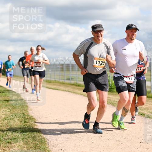 14.09.2025 - Airport Race Dr. Thomas Lammeyer http://msf.ph/oto/8876442 14.09.2025 12:21:15 Laufen 833, 1120 meine-sportfotos.de