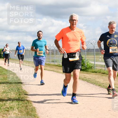 14.09.2025 - Airport Race Dr. Thomas Lammeyer http://msf.ph/oto/8876509 14.09.2025 12:21:19 Laufen 1374, 1958, 986 meine-sportfotos.de