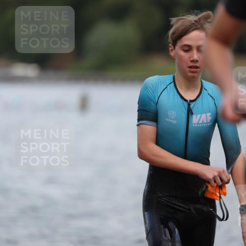 14.09.2025 - Stadtparktriathlon Michael Strokosch http://msf.ph/oto/8876513 14.09.2025 13:17:41 Schwimmen 1577, 1584, 1599, 1606, 1610, 1615, 1617 meine-sportfotos.de