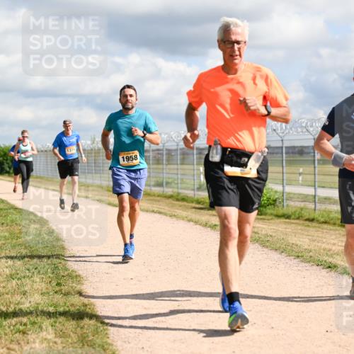 14.09.2025 - Airport Race Dr. Thomas Lammeyer http://msf.ph/oto/8876515 14.09.2025 12:21:19 Laufen 1374, 1958, 986 meine-sportfotos.de