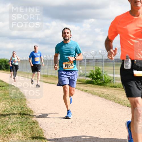 14.09.2025 - Airport Race Dr. Thomas Lammeyer http://msf.ph/oto/8876529 14.09.2025 12:21:20 Laufen 1374, 1958 meine-sportfotos.de