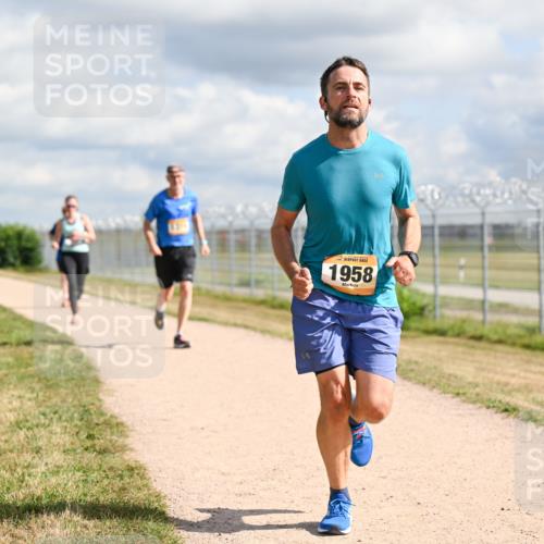 14.09.2025 - Airport Race Dr. Thomas Lammeyer http://msf.ph/oto/8876541 14.09.2025 12:21:21 Laufen 1958 meine-sportfotos.de