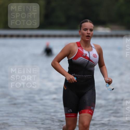 14.09.2025 - Stadtparktriathlon Michael Strokosch http://msf.ph/oto/8876569 14.09.2025 13:17:54 Schwimmen 1549, 1553, 1563, 1570, 1584 meine-sportfotos.de