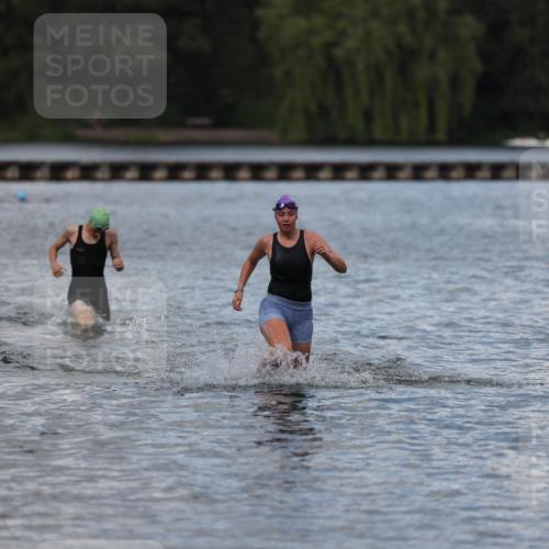 14.09.2025 - Stadtparktriathlon Michael Strokosch http://msf.ph/oto/8876620 14.09.2025 13:18:32 Schwimmen 1569 meine-sportfotos.de