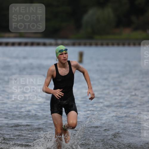 14.09.2025 - Stadtparktriathlon Michael Strokosch http://msf.ph/oto/8876650 14.09.2025 13:18:44 Schwimmen 1569, 1609 meine-sportfotos.de