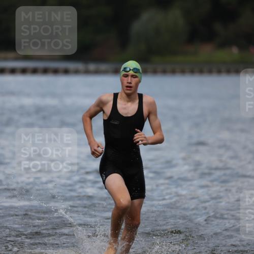 14.09.2025 - Stadtparktriathlon Michael Strokosch http://msf.ph/oto/8876654 14.09.2025 13:18:44 Schwimmen 1569, 1609 meine-sportfotos.de
