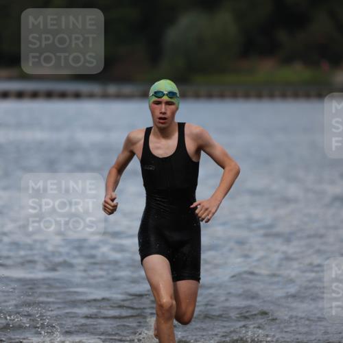 14.09.2025 - Stadtparktriathlon Michael Strokosch http://msf.ph/oto/8876655 14.09.2025 13:18:44 Schwimmen 1569, 1609 meine-sportfotos.de
