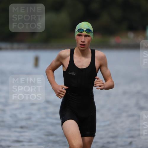 14.09.2025 - Stadtparktriathlon Michael Strokosch http://msf.ph/oto/8876665 14.09.2025 13:18:46 Schwimmen 1569, 1609 meine-sportfotos.de