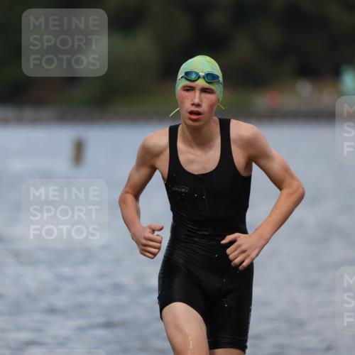 14.09.2025 - Stadtparktriathlon Michael Strokosch http://msf.ph/oto/8876667 14.09.2025 13:18:46 Schwimmen 1569, 1609 meine-sportfotos.de