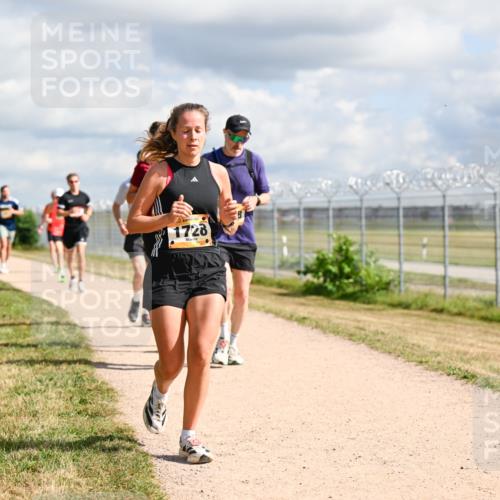 14.09.2025 - Airport Race Dr. Thomas Lammeyer http://msf.ph/oto/8876720 14.09.2025 12:21:36 Laufen 1728 meine-sportfotos.de