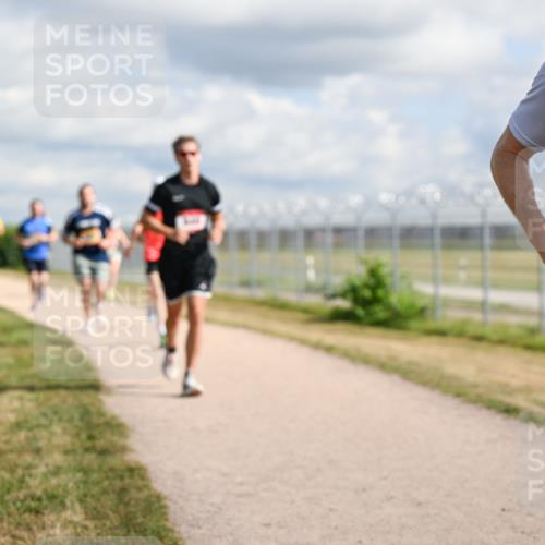14.09.2025 - Airport Race Dr. Thomas Lammeyer http://msf.ph/oto/8876782 14.09.2025 12:21:39 Laufen 4258 meine-sportfotos.de