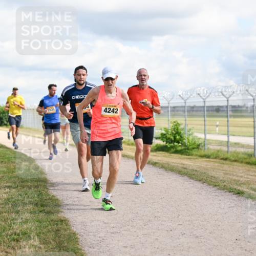 14.09.2025 - Airport Race Dr. Thomas Lammeyer http://msf.ph/oto/8876825 14.09.2025 12:21:42 Laufen 139, 2, 4242 meine-sportfotos.de