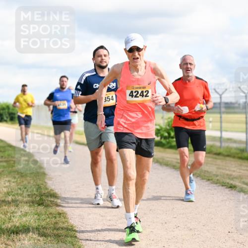 14.09.2025 - Airport Race Dr. Thomas Lammeyer http://msf.ph/oto/8876844 14.09.2025 12:21:43 Laufen 24, 354, 4242 meine-sportfotos.de