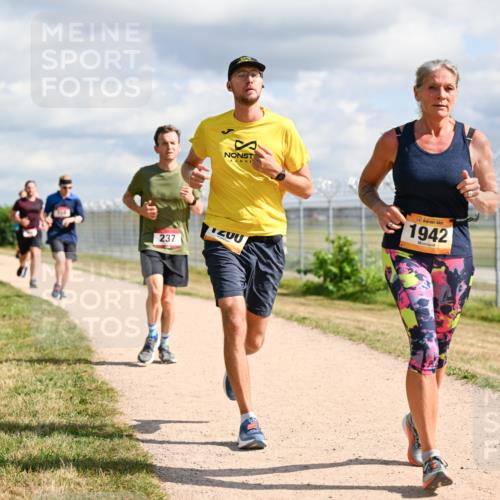 14.09.2025 - Airport Race Dr. Thomas Lammeyer http://msf.ph/oto/8876896 14.09.2025 12:21:48 Laufen 237, 1200, 1942 meine-sportfotos.de