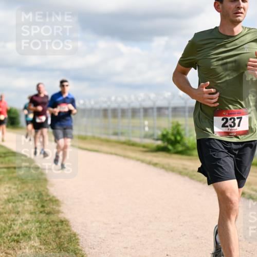 14.09.2025 - Airport Race Dr. Thomas Lammeyer http://msf.ph/oto/8876910 14.09.2025 12:21:50 Laufen 237 meine-sportfotos.de