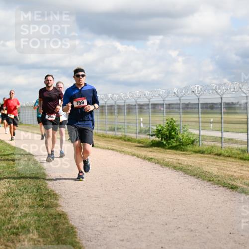 14.09.2025 - Airport Race Dr. Thomas Lammeyer http://msf.ph/oto/8876913 14.09.2025 12:21:51 Laufen 259, 758 meine-sportfotos.de