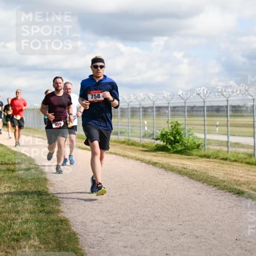 14.09.2025 - Airport Race Dr. Thomas Lammeyer http://msf.ph/oto/8876917 14.09.2025 12:21:52 Laufen 259, 758 meine-sportfotos.de