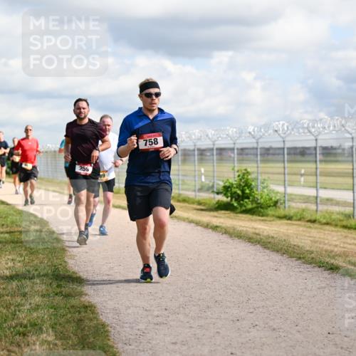 14.09.2025 - Airport Race Dr. Thomas Lammeyer http://msf.ph/oto/8876919 14.09.2025 12:21:52 Laufen 259, 89, 758 meine-sportfotos.de