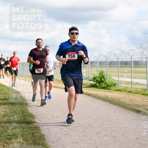 14.09.2025 - Airport Race Dr. Thomas Lammeyer http://msf.ph/oto/8876922 14.09.2025 12:21:53 Laufen 259, 89, 758 meine-sportfotos.de