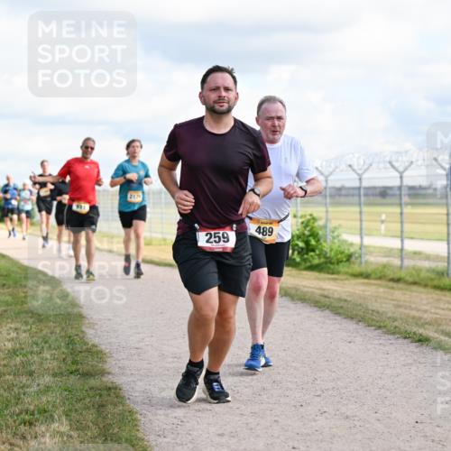 14.09.2025 - Airport Race Dr. Thomas Lammeyer http://msf.ph/oto/8876932 14.09.2025 12:21:54 Laufen 2171, 259, 489 meine-sportfotos.de
