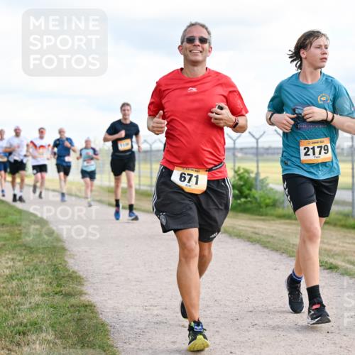 14.09.2025 - Airport Race Dr. Thomas Lammeyer http://msf.ph/oto/8876958 14.09.2025 12:21:58 Laufen 1100, 671, 2179 meine-sportfotos.de