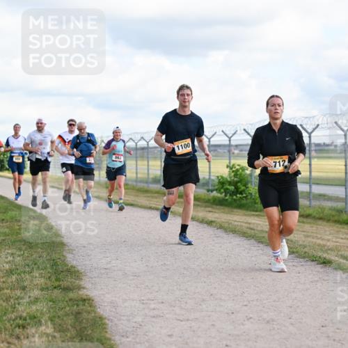 14.09.2025 - Airport Race Dr. Thomas Lammeyer http://msf.ph/oto/8876966 14.09.2025 12:22:00 Laufen 863, 1100, 712 meine-sportfotos.de