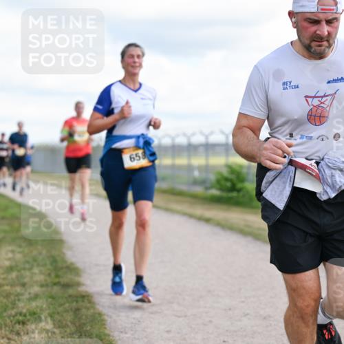 14.09.2025 - Airport Race Dr. Thomas Lammeyer http://msf.ph/oto/8877007 14.09.2025 12:22:06 Laufen 658 meine-sportfotos.de