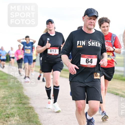 14.09.2025 - Airport Race Dr. Thomas Lammeyer http://msf.ph/oto/8877066 14.09.2025 12:22:15 Laufen 813, 64, 10 meine-sportfotos.de