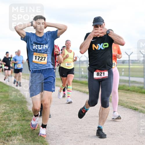 14.09.2025 - Airport Race Dr. Thomas Lammeyer http://msf.ph/oto/8877082 14.09.2025 12:22:18 Laufen 1727, 655, 821 meine-sportfotos.de