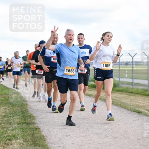 14.09.2025 - Airport Race Dr. Thomas Lammeyer http://msf.ph/oto/8877102 14.09.2025 12:22:23 Laufen 86, 240, 1666, 668, 1665 meine-sportfotos.de