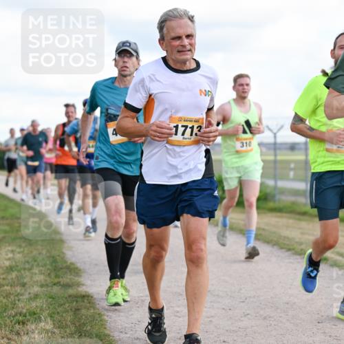14.09.2025 - Airport Race Dr. Thomas Lammeyer http://msf.ph/oto/8877137 14.09.2025 12:22:28 Laufen 1713, 310, 937 meine-sportfotos.de