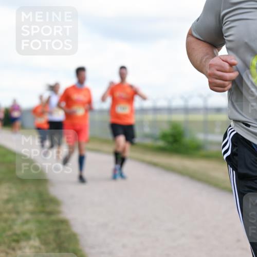 14.09.2025 - Airport Race Dr. Thomas Lammeyer http://msf.ph/oto/8877195 14.09.2025 12:22:37 Laufen 42, 148 meine-sportfotos.de
