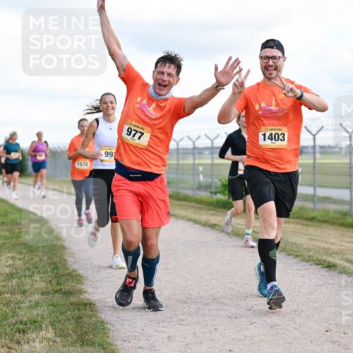 14.09.2025 - Airport Race Dr. Thomas Lammeyer http://msf.ph/oto/8877205 14.09.2025 12:22:39 Laufen 1572, 99, 977, 1403 meine-sportfotos.de