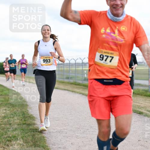 14.09.2025 - Airport Race Dr. Thomas Lammeyer http://msf.ph/oto/8877210 14.09.2025 12:22:40 Laufen 993, 977, 946 meine-sportfotos.de