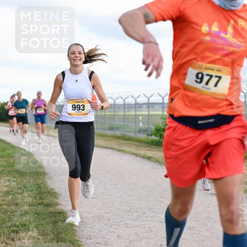 14.09.2025 - Airport Race Dr. Thomas Lammeyer http://msf.ph/oto/8877211 14.09.2025 12:22:40 Laufen 993, 977 meine-sportfotos.de