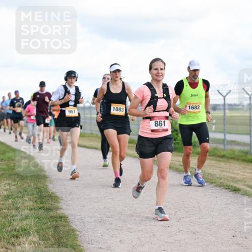 14.09.2025 - Airport Race Dr. Thomas Lammeyer http://msf.ph/oto/8877248 14.09.2025 12:22:47 Laufen 1083, 951, 861, 1682 meine-sportfotos.de