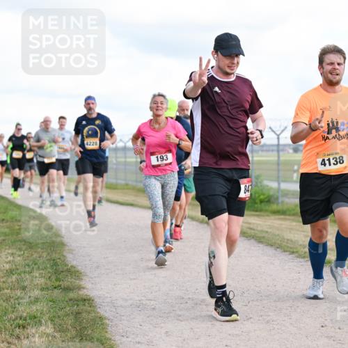 14.09.2025 - Airport Race Dr. Thomas Lammeyer http://msf.ph/oto/8877275 14.09.2025 12:22:51 Laufen 4228, 193, 847, 4138 meine-sportfotos.de