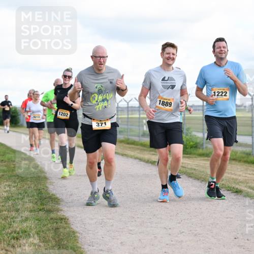 14.09.2025 - Airport Race Dr. Thomas Lammeyer http://msf.ph/oto/8877301 14.09.2025 12:22:56 Laufen 4218, 10, 1202, 371, 1889, 1222 meine-sportfotos.de