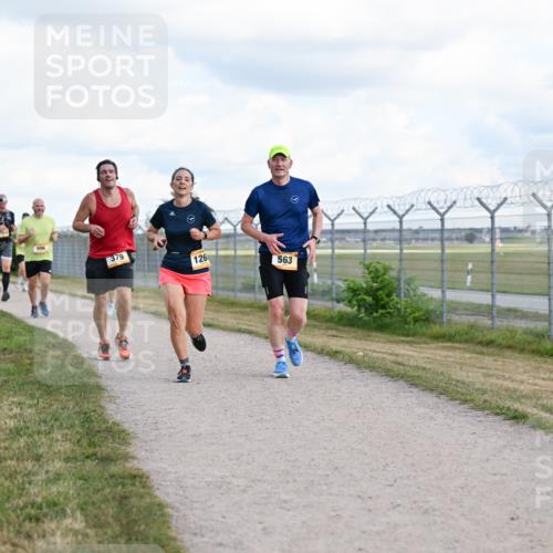 14.09.2025 - Airport Race Dr. Thomas Lammeyer http://msf.ph/oto/8877377 14.09.2025 12:23:10 Laufen 379, 126, 563 meine-sportfotos.de