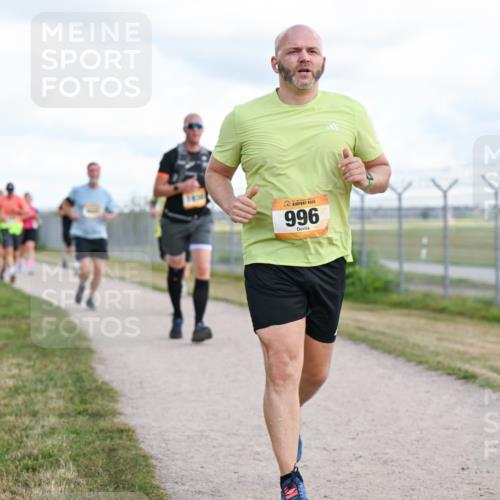 14.09.2025 - Airport Race Dr. Thomas Lammeyer http://msf.ph/oto/8877416 14.09.2025 12:23:16 Laufen 996, 13 meine-sportfotos.de