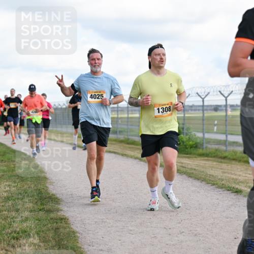 14.09.2025 - Airport Race Dr. Thomas Lammeyer http://msf.ph/oto/8877435 14.09.2025 12:23:19 Laufen 426, 4025, 1308 meine-sportfotos.de