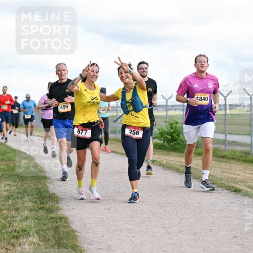 14.09.2025 - Airport Race Dr. Thomas Lammeyer http://msf.ph/oto/8877602 14.09.2025 12:23:53 Laufen 455, 1683, 877, 256, 840 meine-sportfotos.de