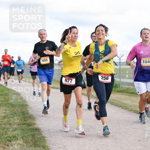 14.09.2025 - Airport Race Dr. Thomas Lammeyer http://msf.ph/oto/8877607 14.09.2025 12:23:53 Laufen 455, 877, 256, 1840 meine-sportfotos.de