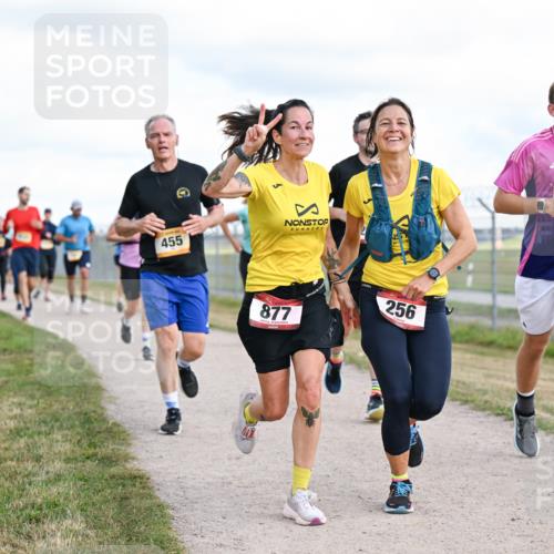 14.09.2025 - Airport Race Dr. Thomas Lammeyer http://msf.ph/oto/8877608 14.09.2025 12:23:53 Laufen 455, 877, 256, 40 meine-sportfotos.de
