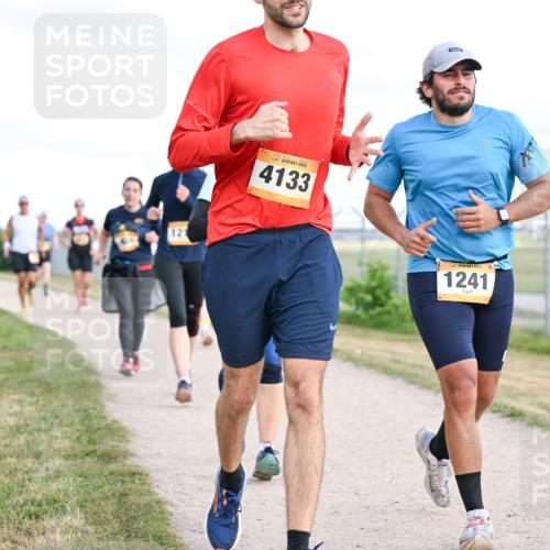14.09.2025 - Airport Race Dr. Thomas Lammeyer http://msf.ph/oto/8877656 14.09.2025 12:24:01 Laufen 4133, 1241 meine-sportfotos.de